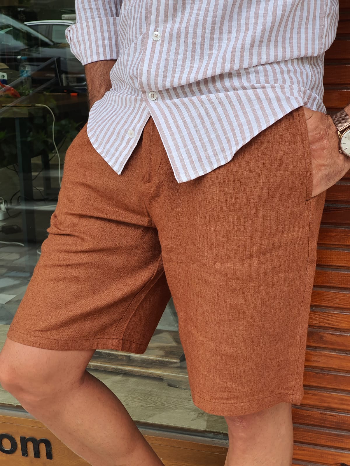 BROWN SLIM-FIT SPECIAL EDITION* LINEN SHORTS