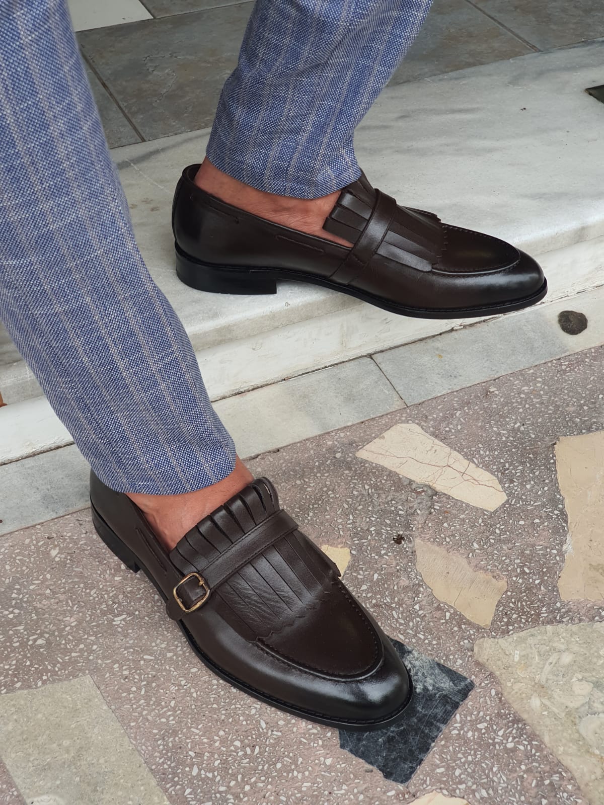 BROWN SPECIAL EDITION* WITH BUCKLE DETAILED LEATHER LOAFERS