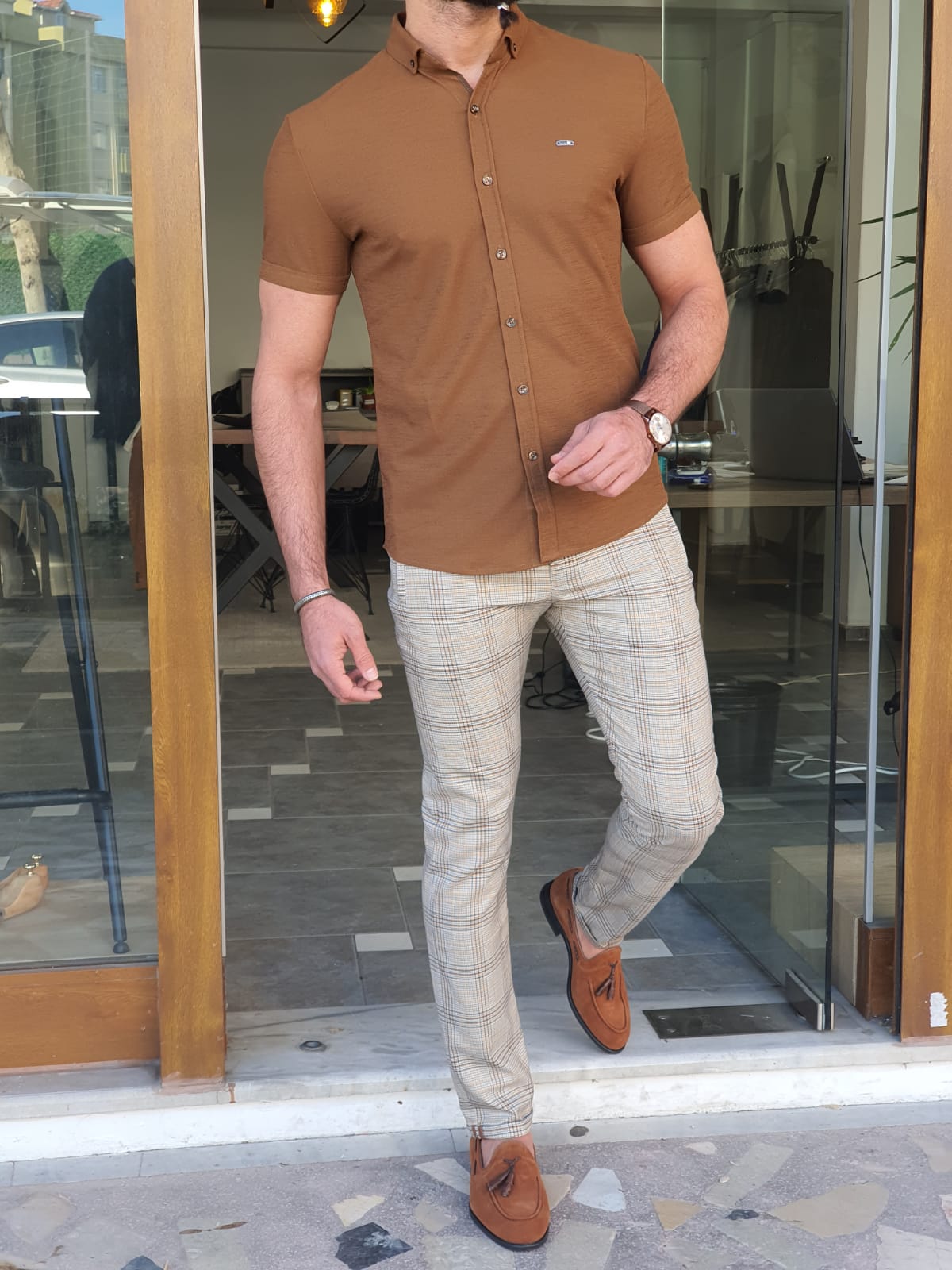 CAMEL SLIM-FIT WITH BUTTON COLLAR SELF-PATTERNED SHORT SLEEVE SHIRT