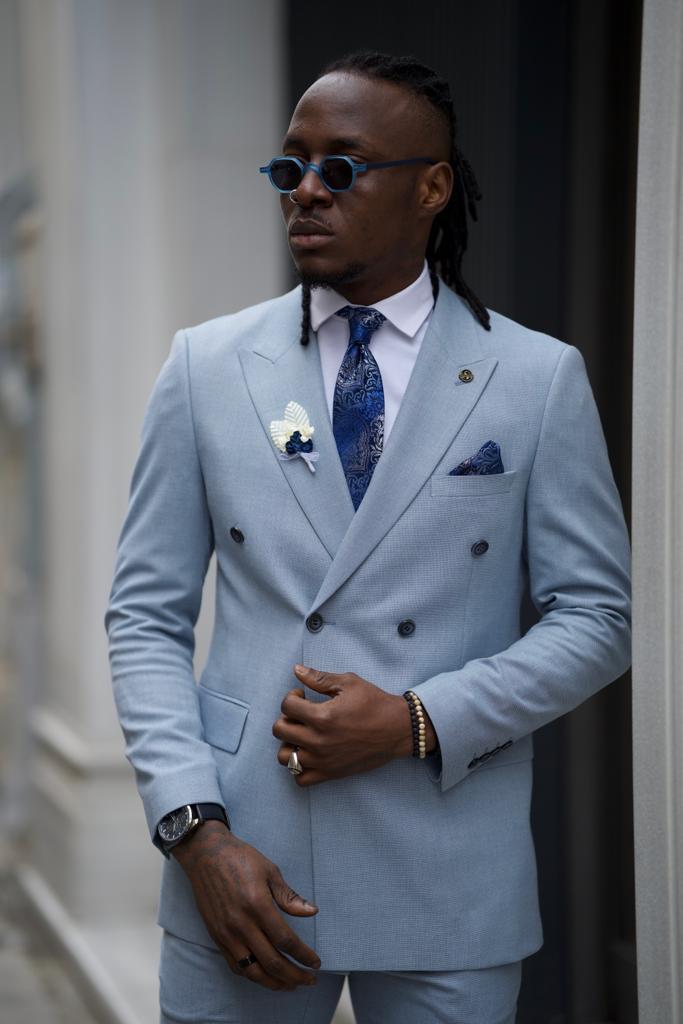 LIGHT BLUE DOUBLE-BREASTED SLIM-FIT ITALY SUIT