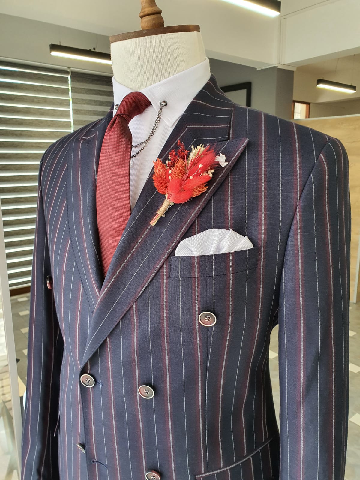 NAVYBLUE & CLARET-RED DAPPER DOUBLE BREASTED SUIT