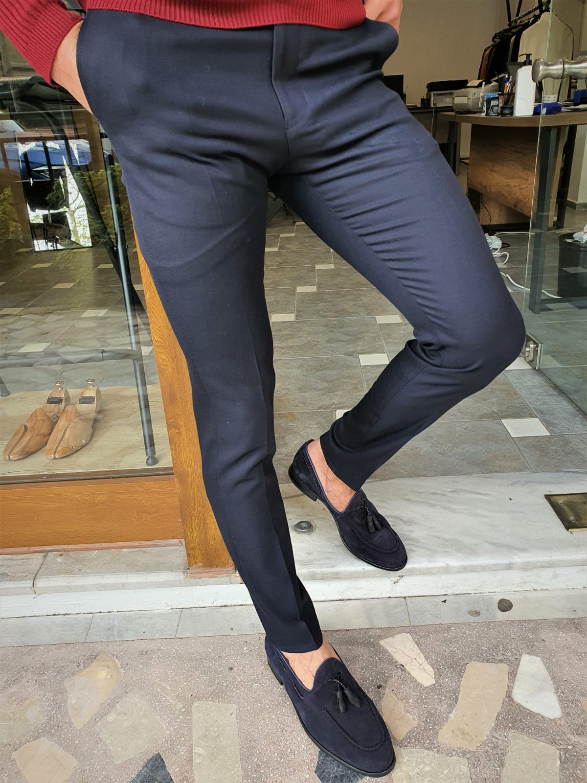 NAVYBLUE SLIM-FIT SPECIAL PRODUCTION* SMOOTH PANTS