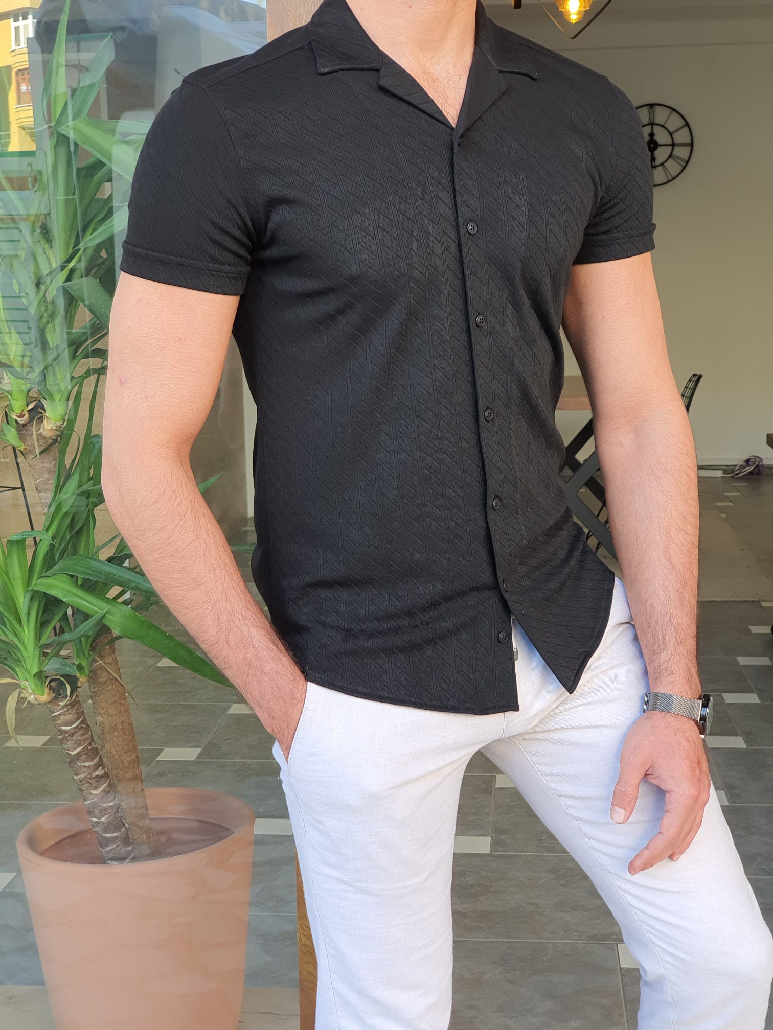 BLACK SLIM-FIT WITH SELF-PATTERNED WITH APAJ COLLAR SHORT SLEEVE SHIRT