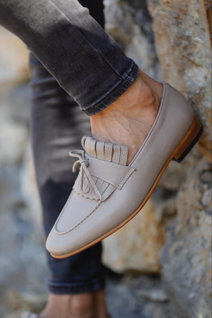 STONE LEATHER LOAFERS
