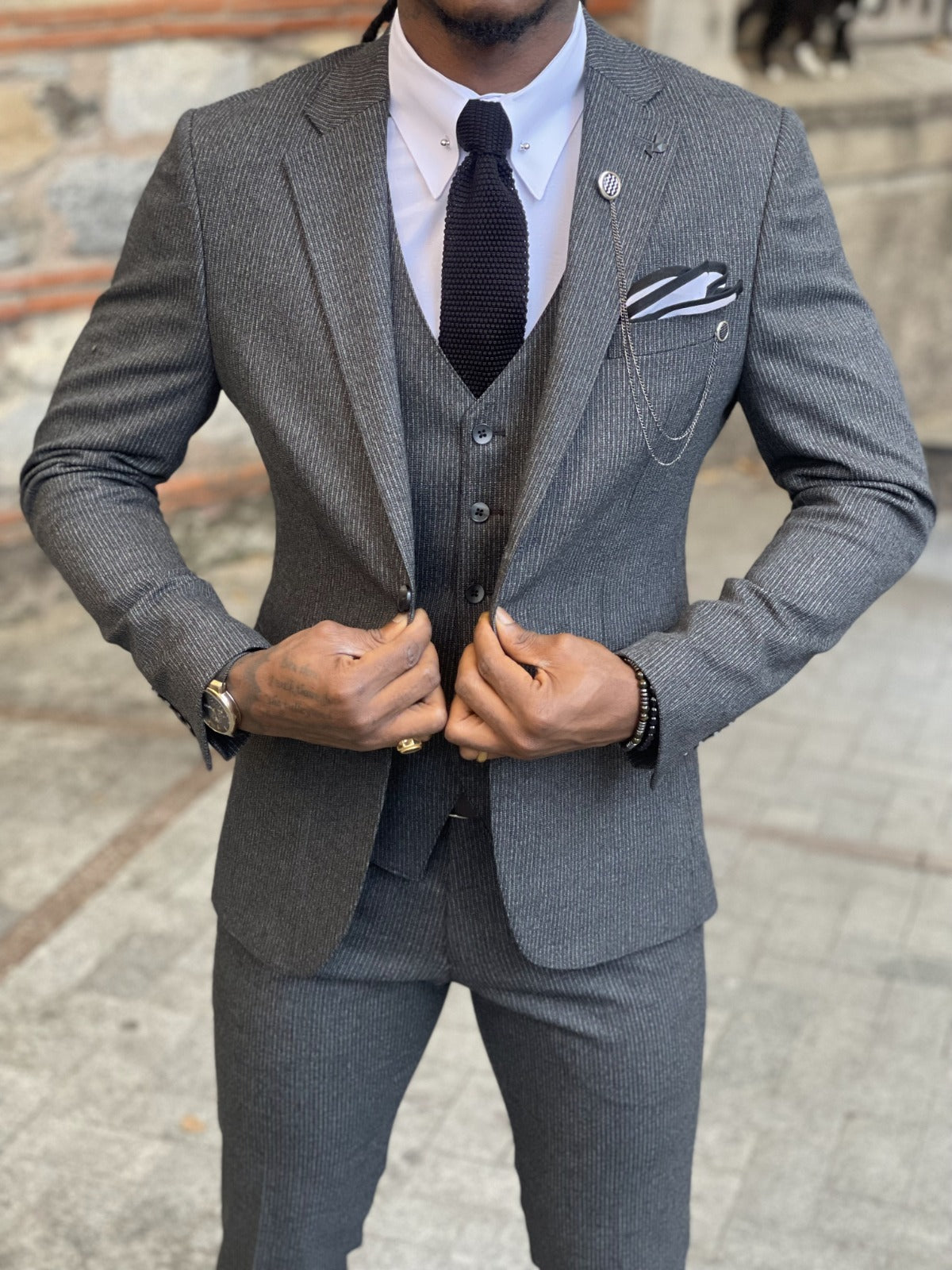 Intro Mens Suit Color, How to Choose a Men's Suit Color