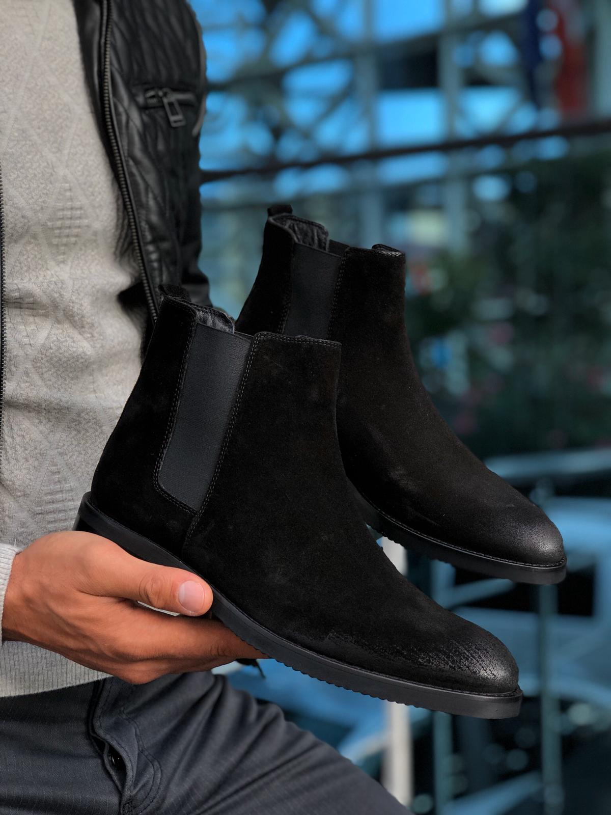 SUADE-LEATHER CLASSIC CHELSEA BOOTS BLACK