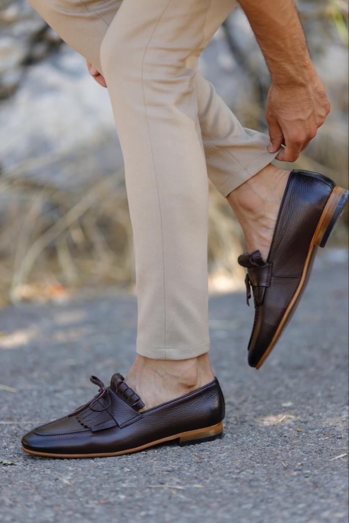 WALNUT LEATHER LOAFERS