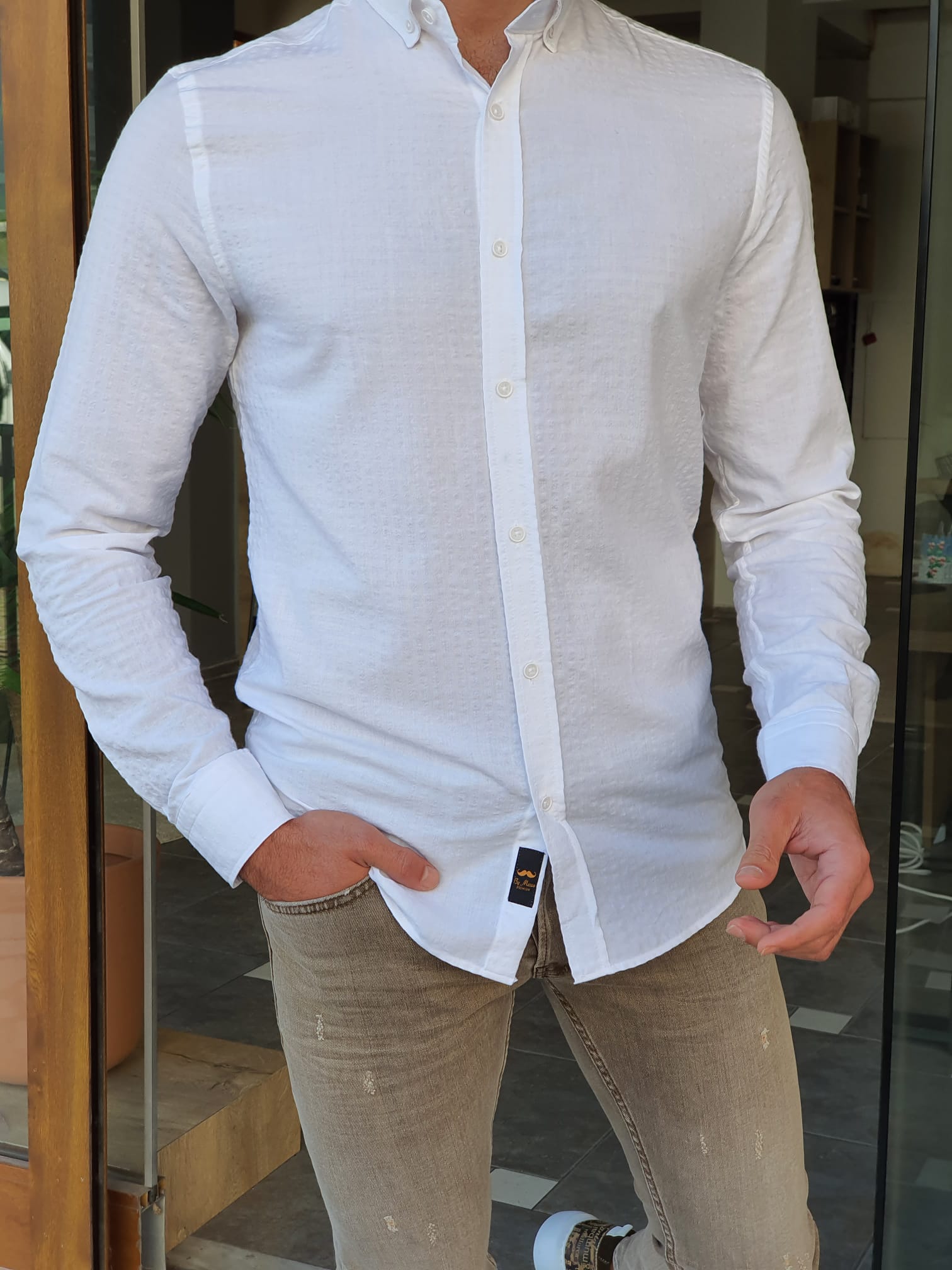 WHITE SLIM-FIT SPECIAL EDITION* BUTTON-DOWN SHIRT